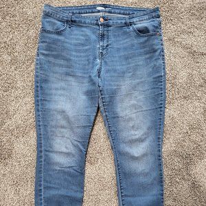 Women's Super Skinny Old Navy Jeans - Size 18